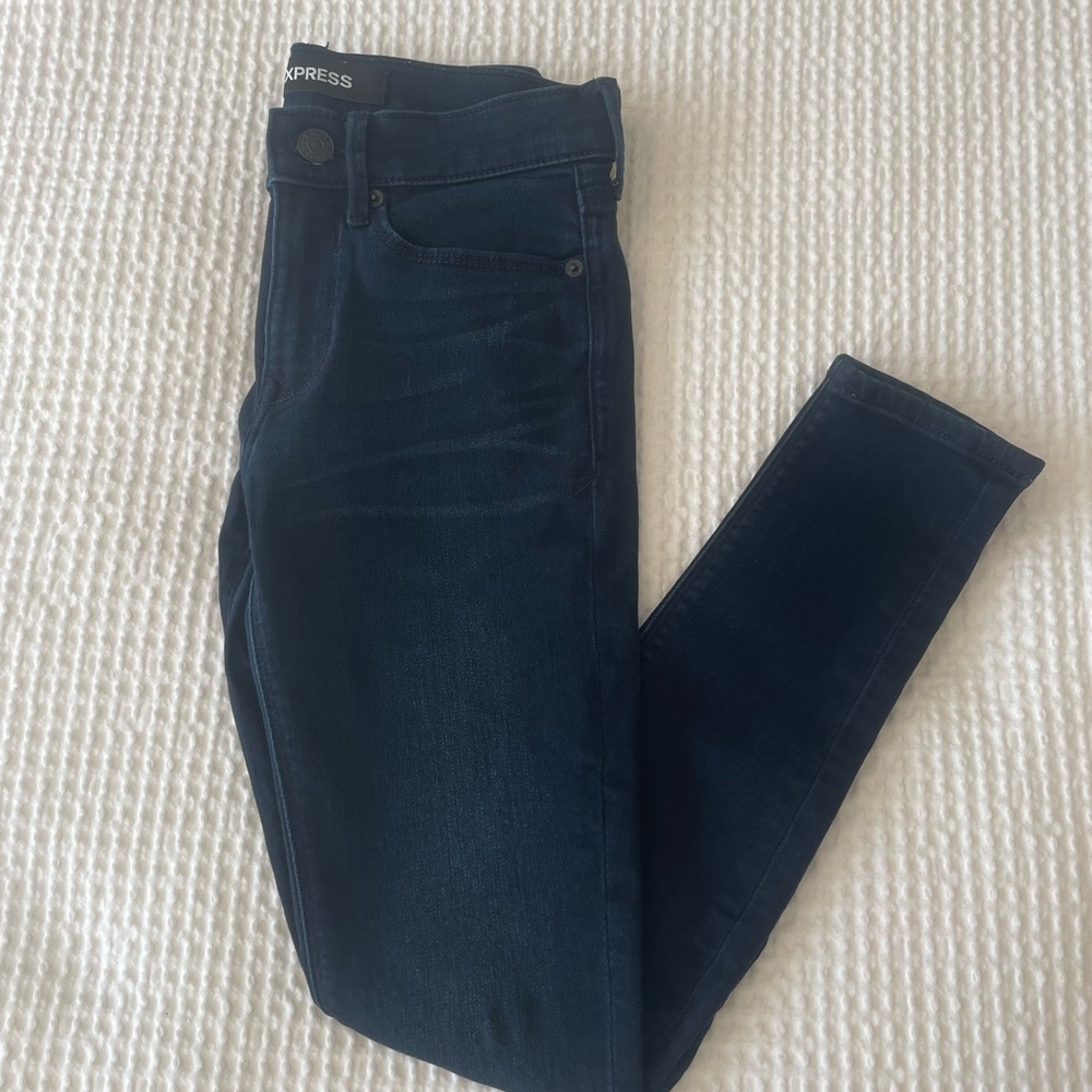Express Women's Dark Blue Jeans